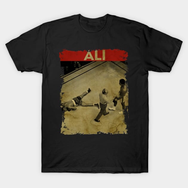 TEXTURE ART- Muhammad Ali - RETROSTYLE T-Shirt by ZiziVintage